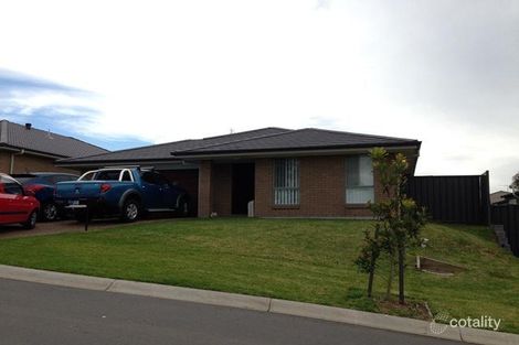 Property photo of 18 Tenyo Street Cameron Park NSW 2285