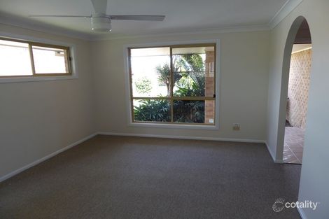 Property photo of 2/21 Sapphire Close Townsend NSW 2463