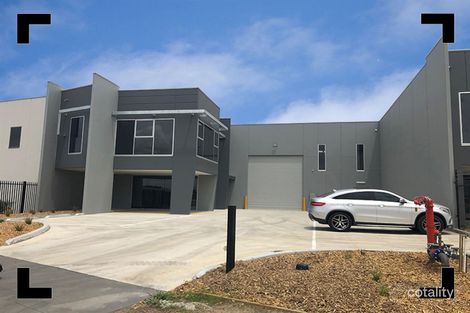 32 Graham Daff Bvd, Braeside, VIC 3195