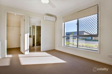 Property photo of 2/16 Barklya Street Mount Low QLD 4818