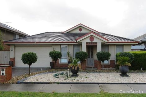 Property photo of 15 Sunview Place Berwick VIC 3806
