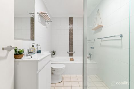 Property photo of 4/31-35 Delmar Parade Dee Why NSW 2099