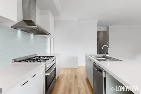 7 England St, Werribee, VIC 3030