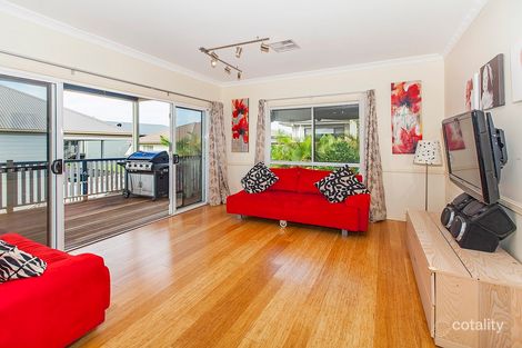 Property photo of 11 Hilltop Terrace Springfield Lakes QLD 4300