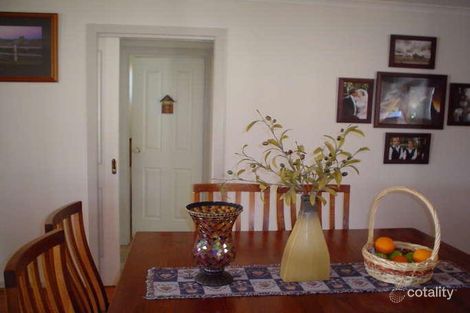 Property photo of 44 Ewing Drive Romsey VIC 3434