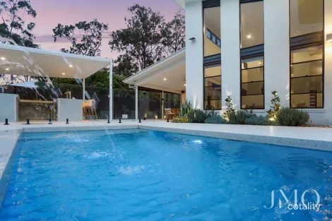 Property photo of 3 Peachester Close Ormeau QLD 4208