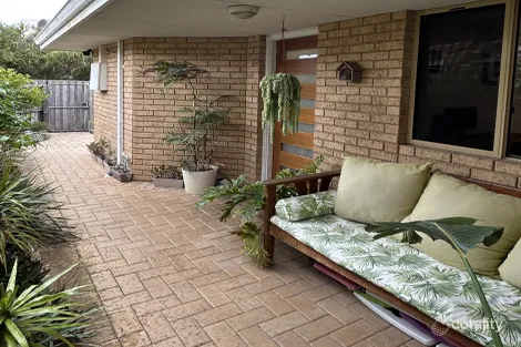 2/75 Colin Rd, Scarborough, WA 6019