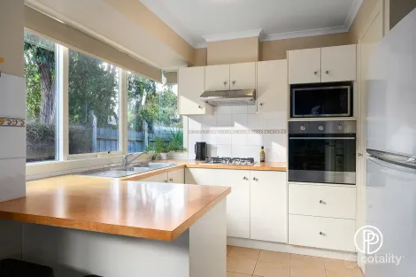 Property photo of 4/46-48 Bonnie View Road Croydon North VIC 3136