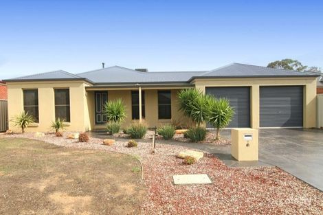 2 Parkview Ct, Epsom, VIC 3551