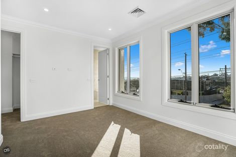 Property photo of 286C Highbury Road Mount Waverley VIC 3149