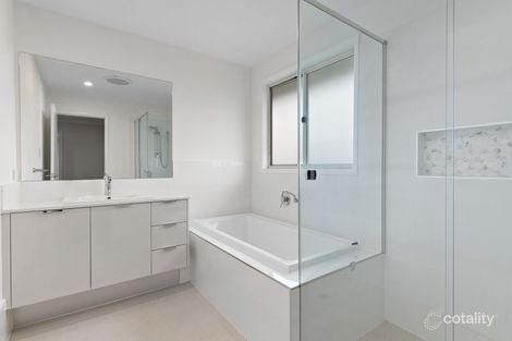 Property photo of 24 Anvil Avenue Elderslie NSW 2570