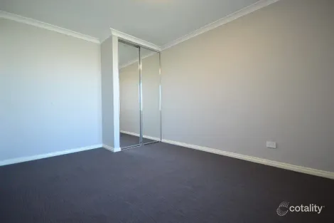 Property photo of 33 Sedano Crescent Wellard WA 6170