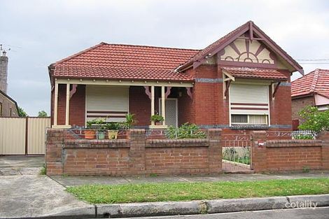 15 Warren Rd, Marrickville, NSW 2204