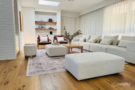 Property photo of 4 Fairway Road Doncaster VIC 3108