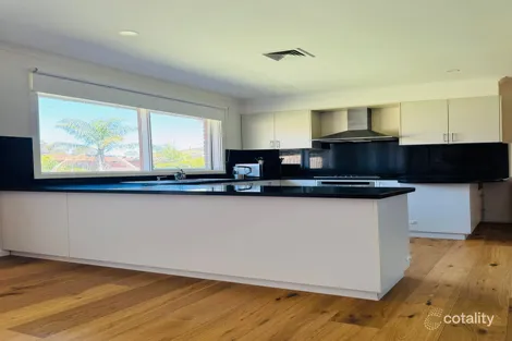 Property photo of 4 Fairway Road Doncaster VIC 3108