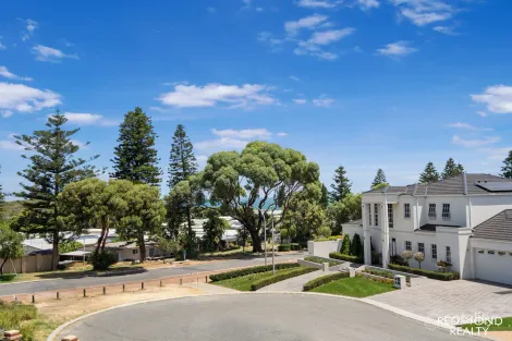 Property photo of 7 First Avenue Burns Beach WA 6028