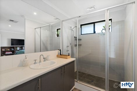 Property photo of 37 Wistow Drive Aveley WA 6069