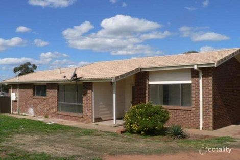 Property photo of 7 Salter Drive Dubbo NSW 2830
