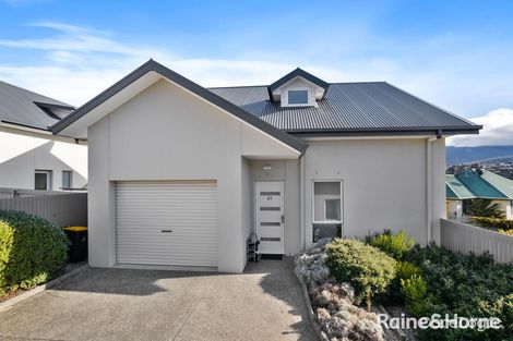 Property photo of 21/9 Maranoa Road Kingston TAS 7050