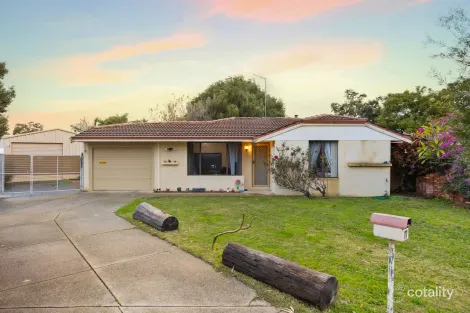 Property photo of 17 St Laurent Close Greenfields WA 6210