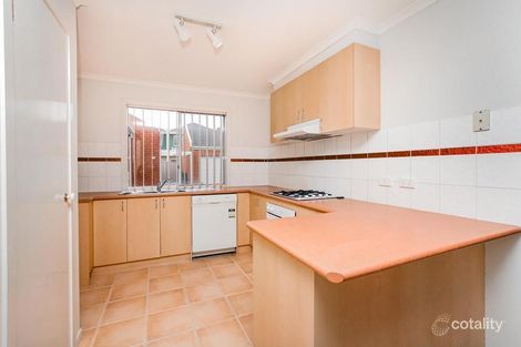 Property photo of 2/30 The Parkway Caroline Springs VIC 3023