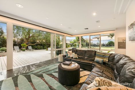 Property photo of 1 Barnato Grove Armadale VIC 3143