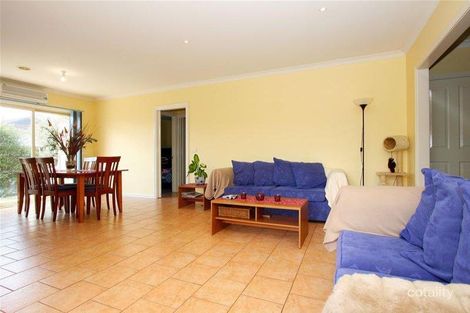Property photo of 2/50 Thackeray Road Reservoir VIC 3073