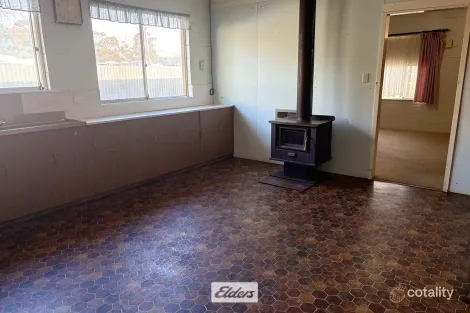 Property photo of 32 Watkin Street Robinvale VIC 3549