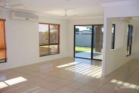 Property photo of 9 Mooney Crescent Emerald QLD 4720