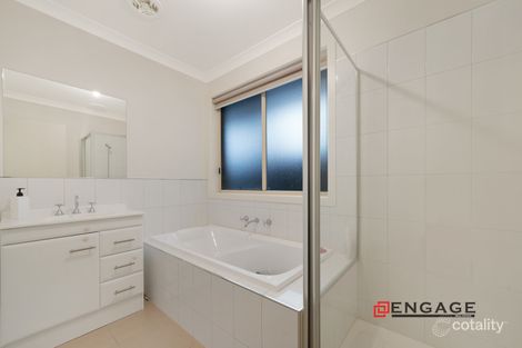 Property photo of 23 Greenleaf Circuit Tarneit VIC 3029