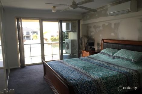 Property photo of 2 Weatherley Place Halls Head WA 6210