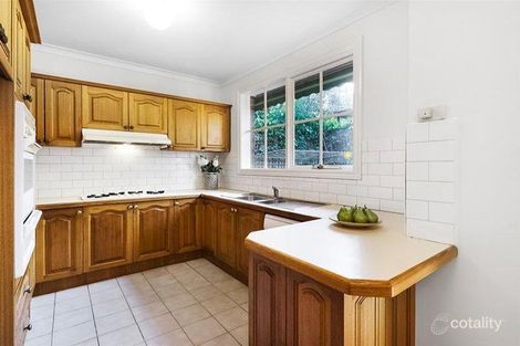 Property photo of 2/4 Glen Iris Road Camberwell VIC 3124