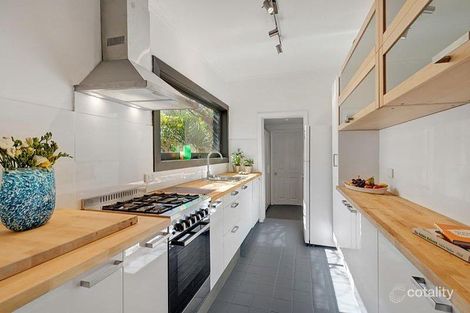 Property photo of 52 Delbridge Street Fitzroy North VIC 3068
