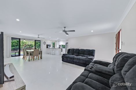 Property photo of 17 Corrimandle Grove Cannonvale QLD 4802