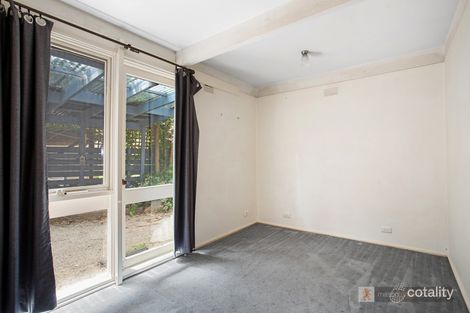 40 Taylor Rd, Hurstbridge, VIC 3099