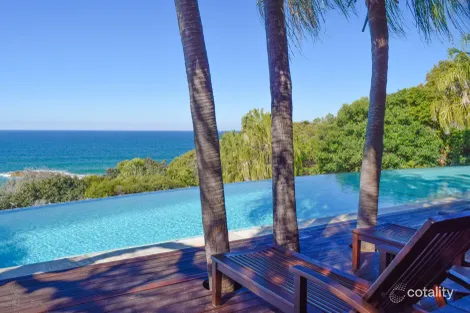 Property photo of 160 Sunbird Drive Agnes Water QLD 4677