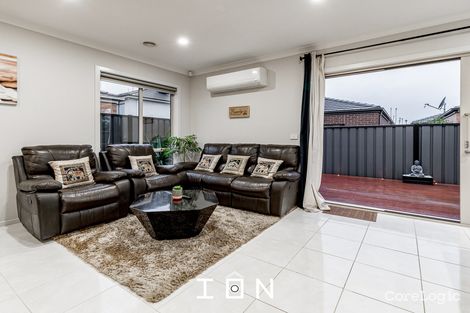 Property photo of 8 Timble Way Clyde North VIC 3978