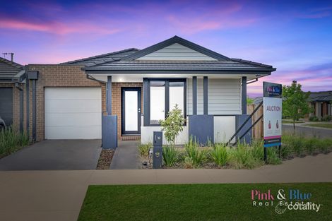 10 Burridge St, Deanside, VIC 3336