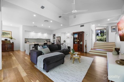 Property photo of 5 Gill Court Mudgeeraba QLD 4213