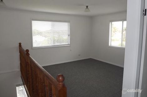 Property photo of 4 Chisholm Street Shellharbour NSW 2529