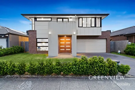Property photo of 121 Wheelers Park Drive Cranbourne North VIC 3977