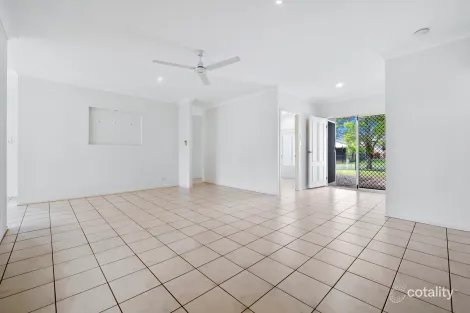 Property photo of 44 Bassett Street Kanimbla QLD 4870