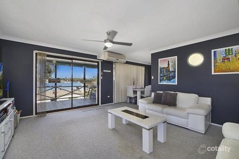 Property photo of 42A Gordon Avenue Summerland Point NSW 2259