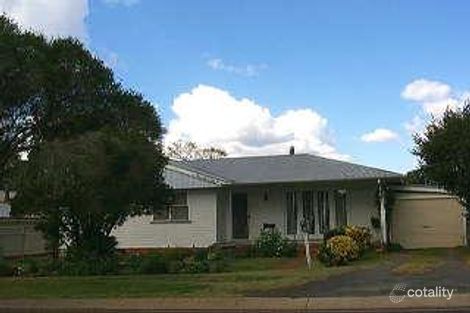 10 Wyalla St, Newtown, QLD 4350