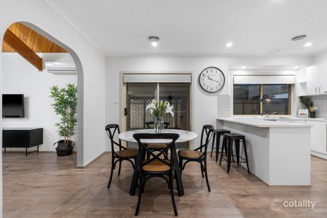 Property photo of 4 Chaucer Close Delahey VIC 3037