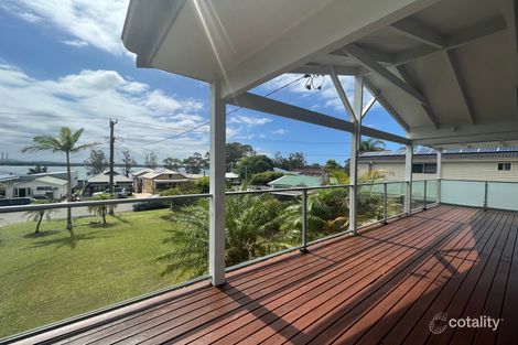 102 Grand Pde, Bonnells Bay, NSW 2264