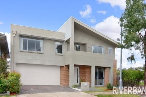 Property photo of 14 Daruga Avenue Pemulwuy NSW 2145