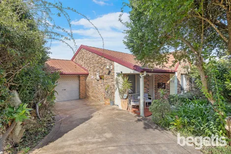 8 Tristania Gr, Greenacre, NSW 2190