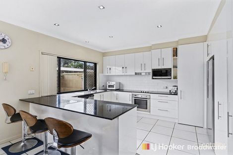 Property photo of 2/33 Harley Street Labrador QLD 4215