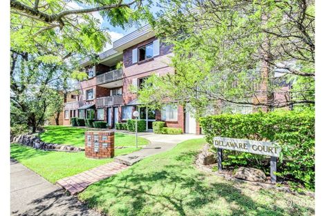Property photo of 1/41 Shire Street Coorparoo QLD 4151